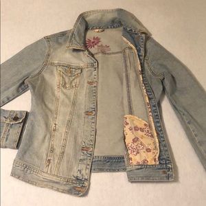 Hollister light jean jacket. Large.
